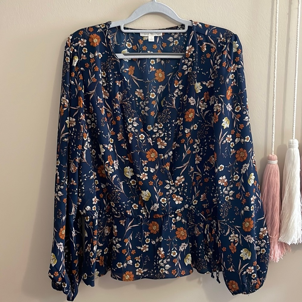 Super cute blouse